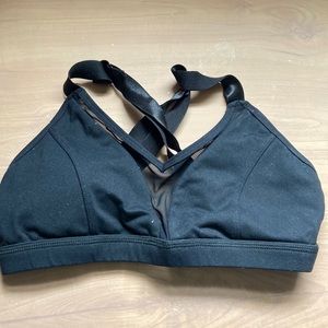 Small born primitive sports bra